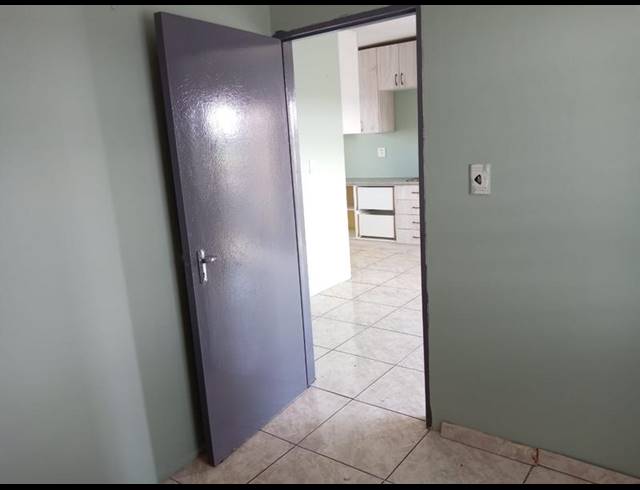 2 BEDROOM APARTMENT FOR SALE IN FLEURHOF